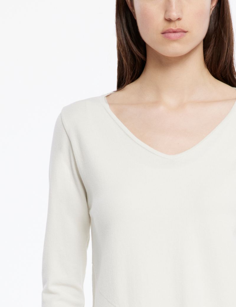 Sarah Pacini Sweater - overstitch details