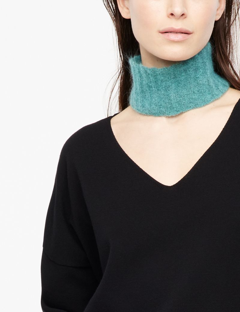 Sarah Pacini Mohair-merino neck collar