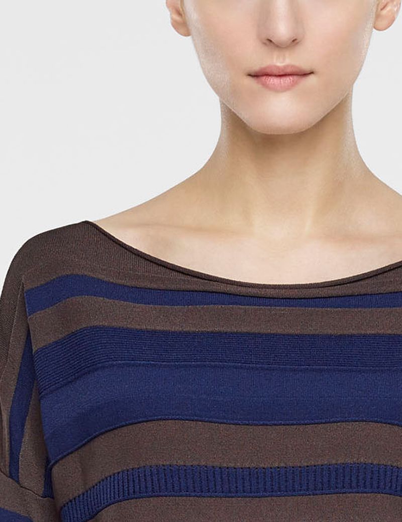 Sarah Pacini Long sweater, line pattern