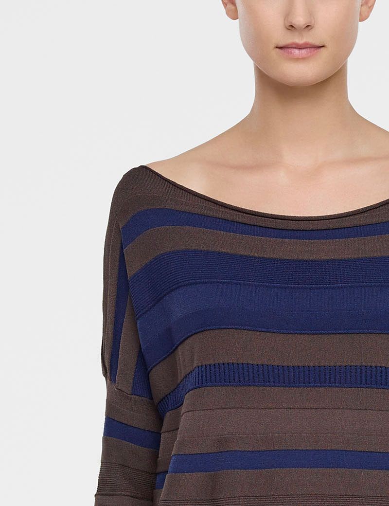 Sarah Pacini Short sweater, line pattern