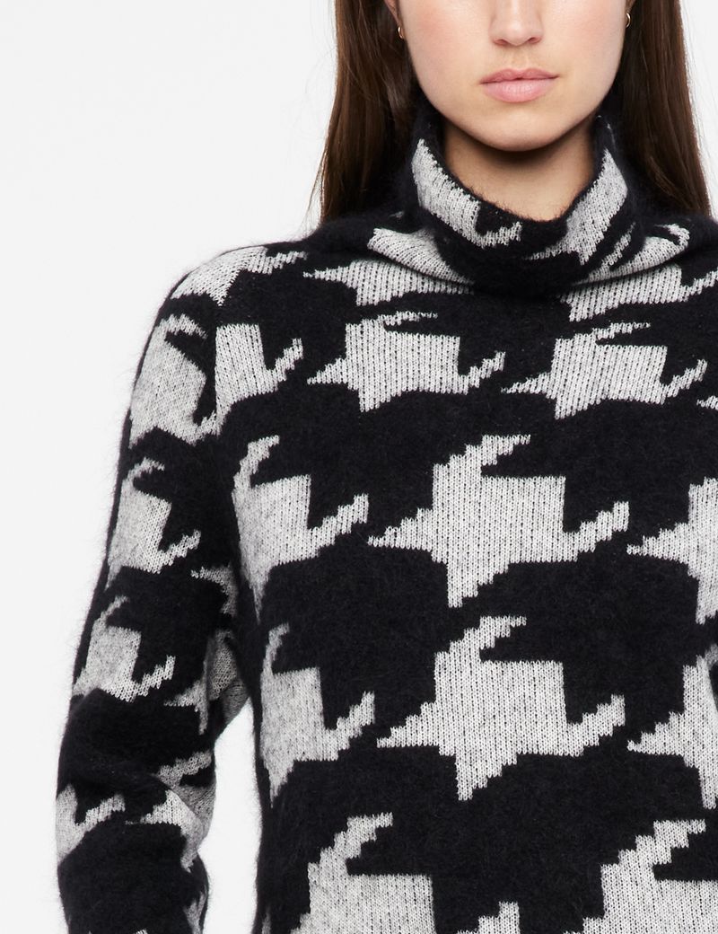 Black long sweater - houndstooth by Sarah Pacini