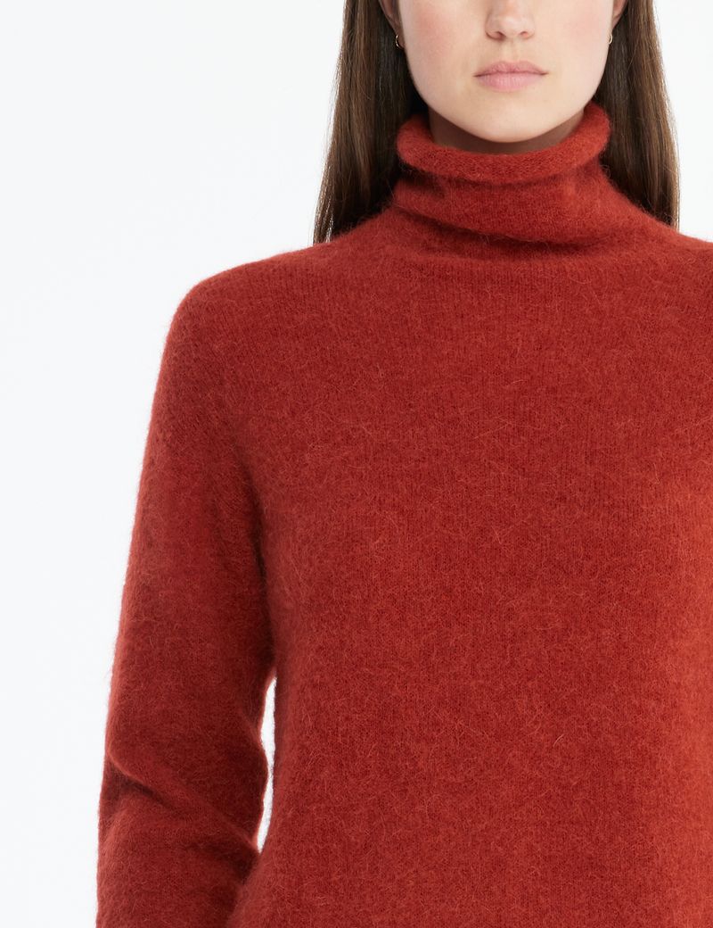 Chili seamless sweater - gendercool by Sarah Pacini