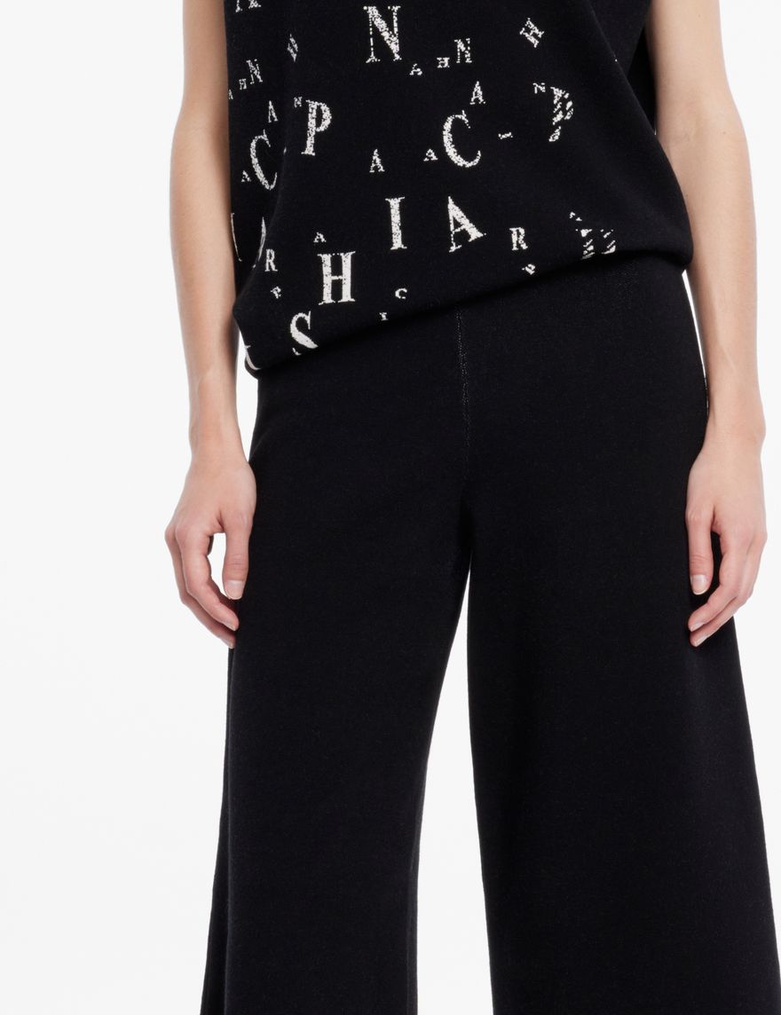 Black best sale gaucho pants