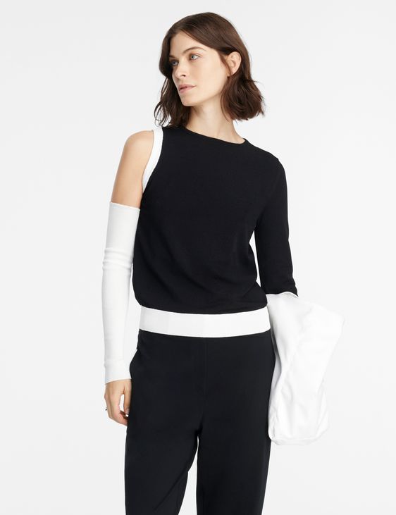 Sarah Pacini Sweater - detached sleeve