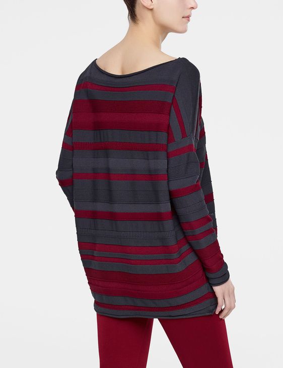 Sarah Pacini Long sweater, line pattern