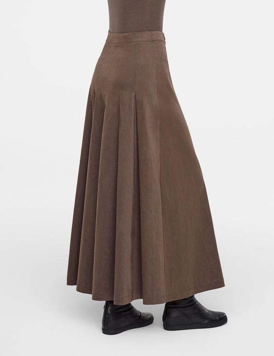 Sarah Pacini Long skirt, paneled design