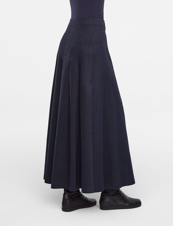 Sarah Pacini Long skirt, paneled design