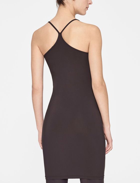 Black sleeveless clearance fitted dress