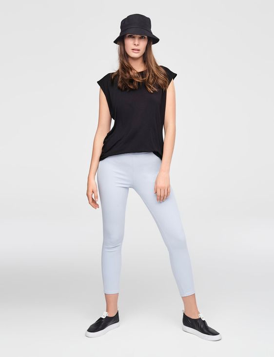 Blue stretch cotton cropped leggings by Sarah Pacini