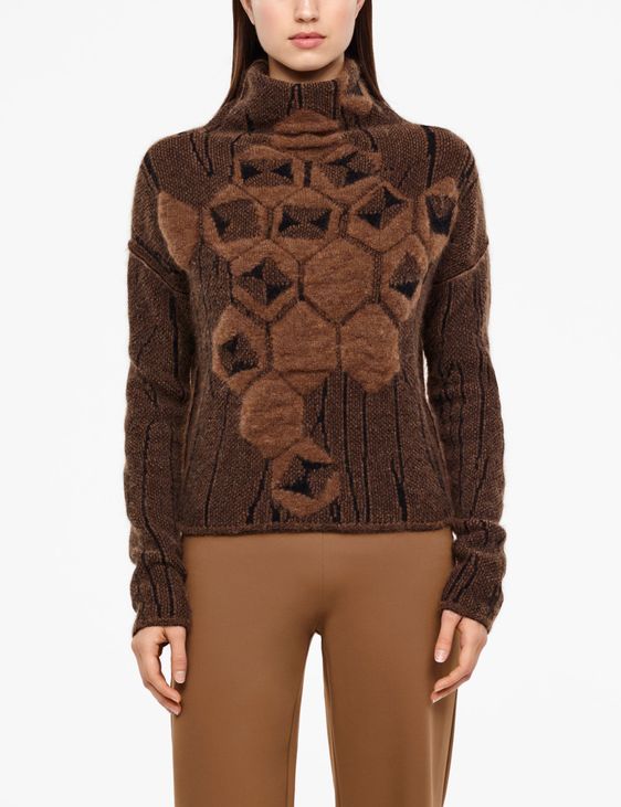 GEOMETRIC JACQUARD SWEATER - Brown