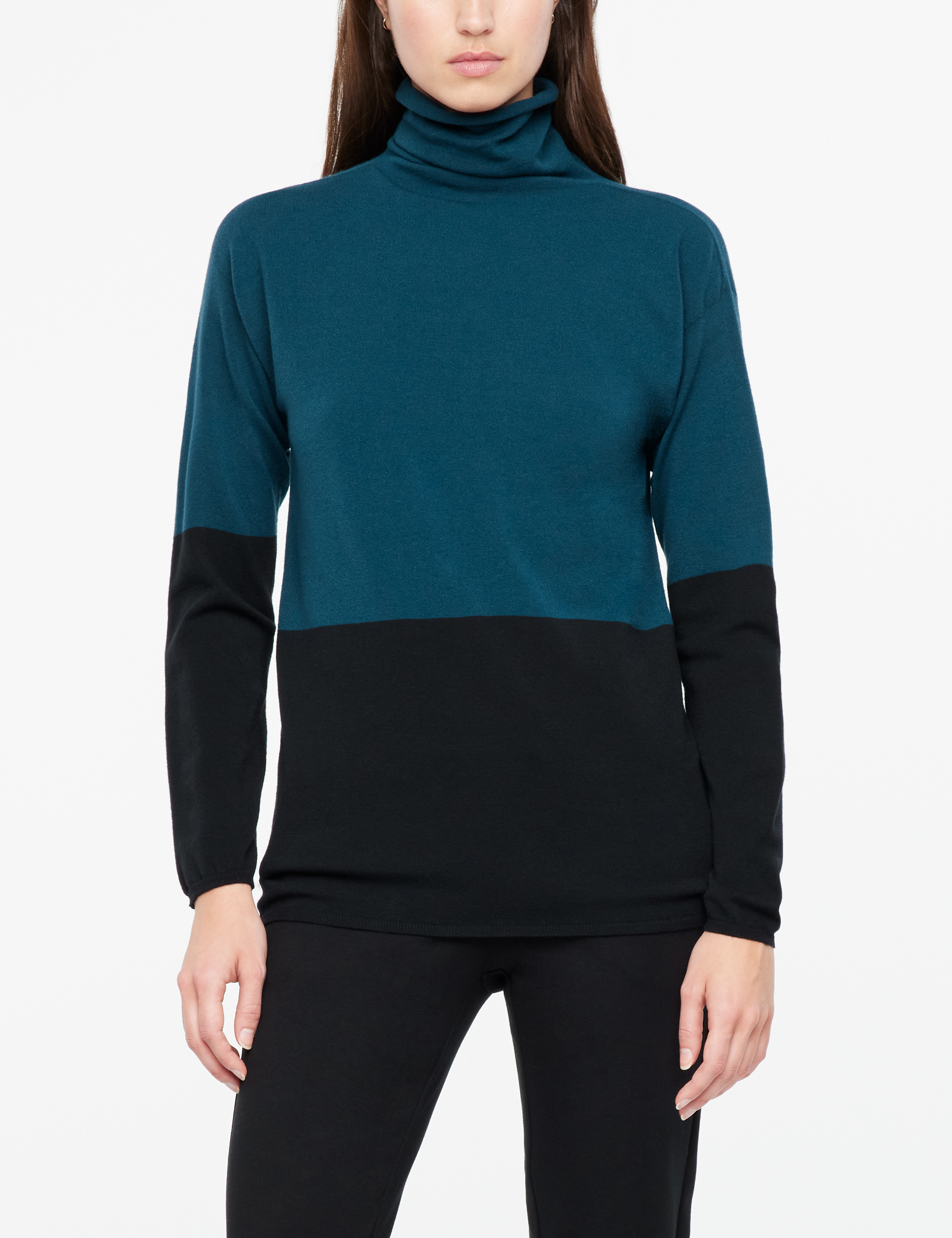 Blue viscose seamless sweater - long by Sarah Pacini